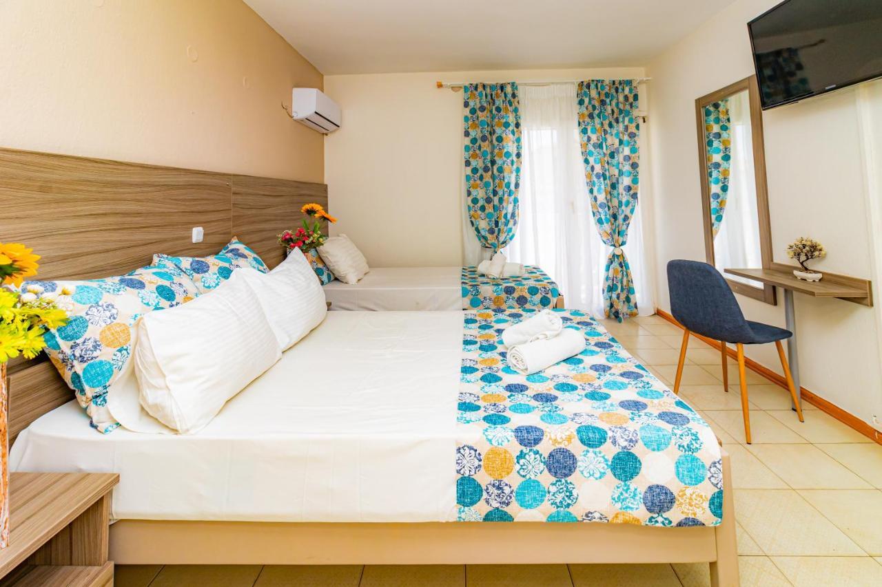 Aegean Blue Apartment Néos Marmarás